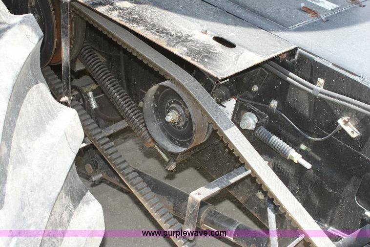 image for item A3595 2005 Challenger 670 corn/soybean combine