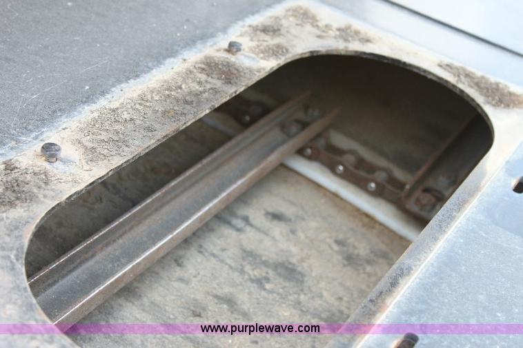 image for item A3595 2005 Challenger 670 corn/soybean combine