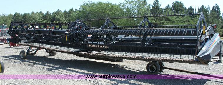 image for item A3599 2005 Mac Don 974 36' flex draper head