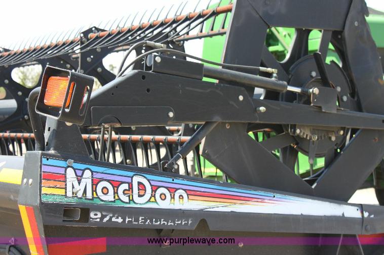 image for item A3599 2005 Mac Don 974 36' flex draper head