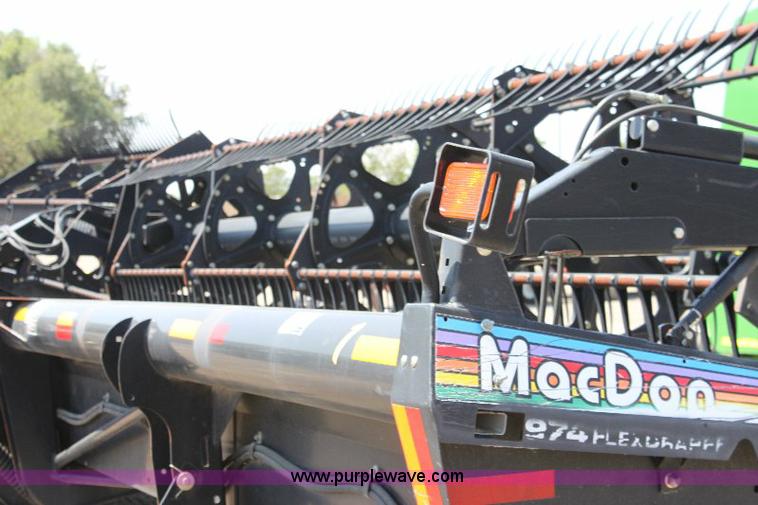 image for item A3599 2005 Mac Don 974 36' flex draper head