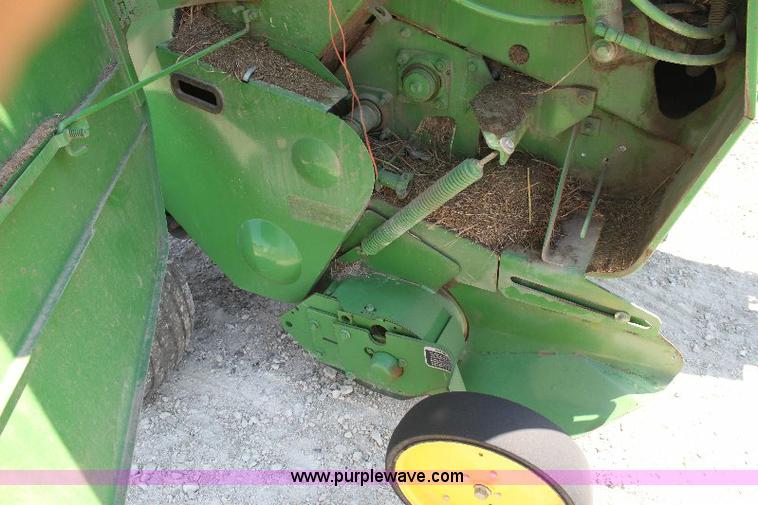 image for item A3600 John Deere 567 mega wide round baler