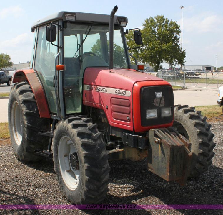 image for item A3606 1998 Massey-Ferguson 4253 tractor