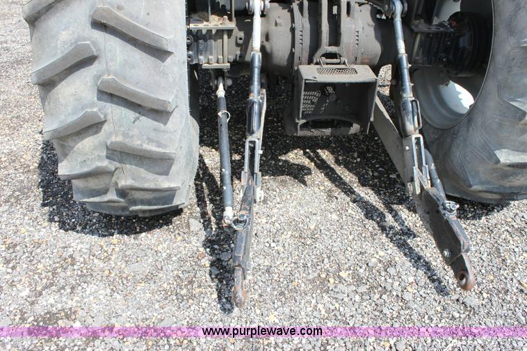 image for item A3606 1998 Massey-Ferguson 4253 tractor