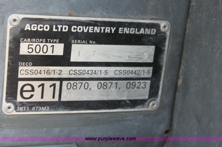 image for item A3606 1998 Massey-Ferguson 4253 tractor