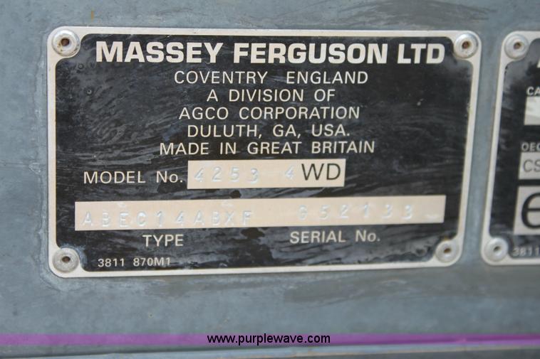 image for item A3606 1998 Massey-Ferguson 4253 tractor