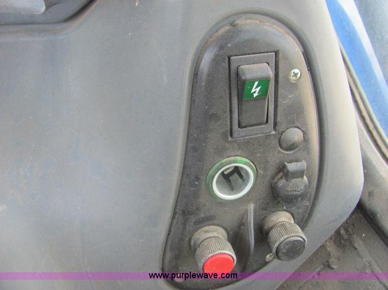 image for item A3657 New Holland TS110 tractor