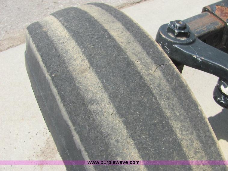 image for item A3657 New Holland TS110 tractor