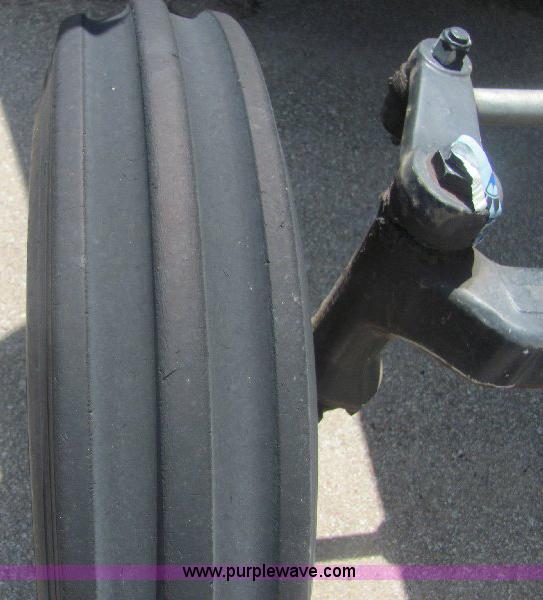 image for item A3658 New Holland TS110 tractor