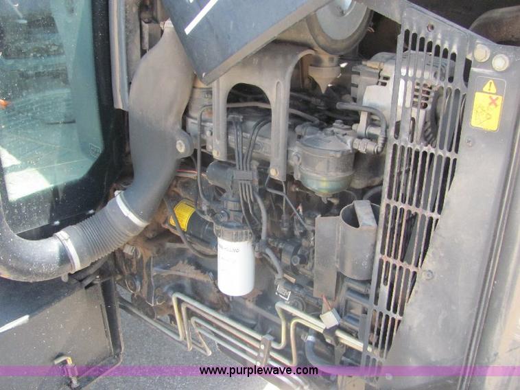 image for item A3661 New Holland TS110 tractor