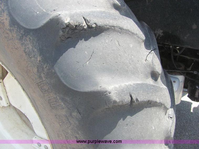 image for item A3661 New Holland TS110 tractor