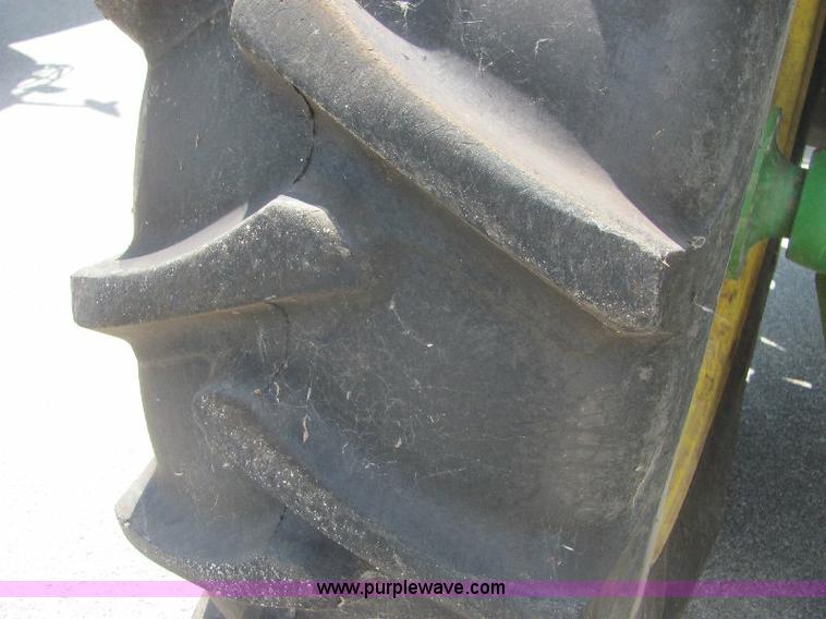 image for item A3663 2002 John Deere 6605 tractor