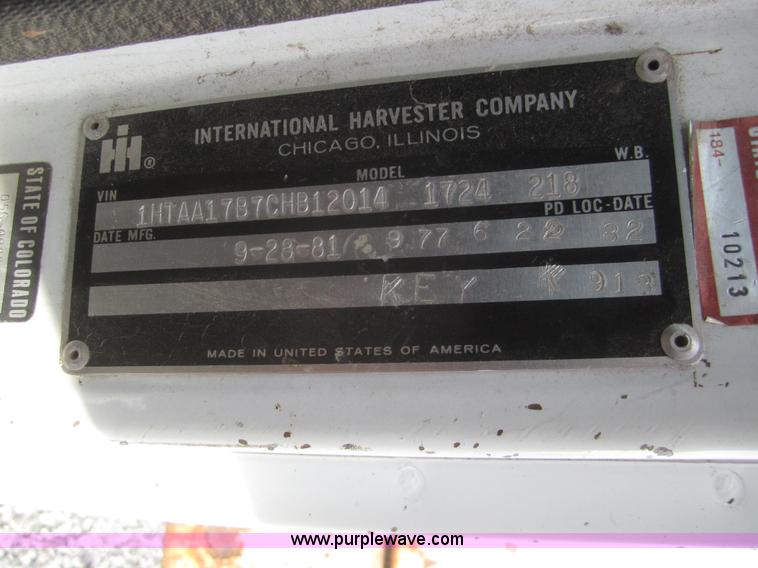 image for item A3867 1982 International 1724 flatbed semi truck