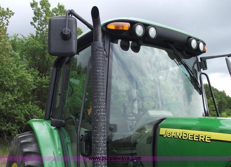 image for item A4071 2002 John Deere 6320P tractor