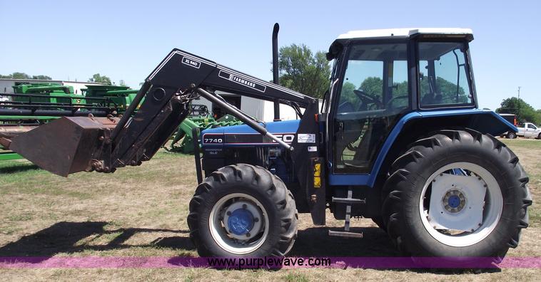 image for item A4090 1992 Ford 7740 Powerstar SLE MFWD tractor