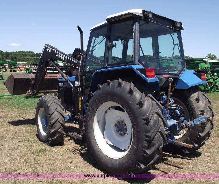 image for item A4090 1992 Ford 7740 Powerstar SLE MFWD tractor
