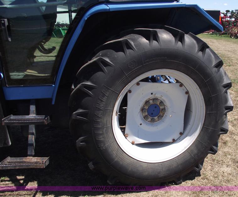 image for item A4090 1992 Ford 7740 Powerstar SLE MFWD tractor