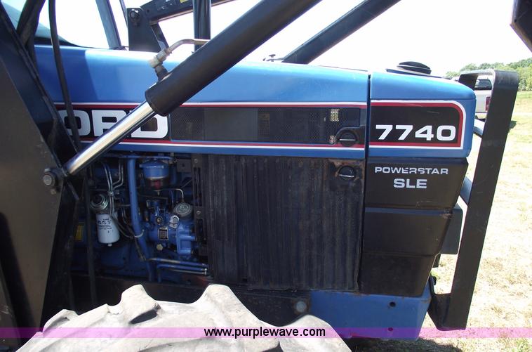 image for item A4090 1992 Ford 7740 Powerstar SLE MFWD tractor
