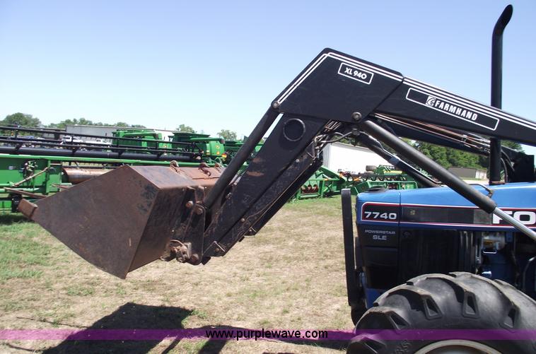 image for item A4090 1992 Ford 7740 Powerstar SLE MFWD tractor