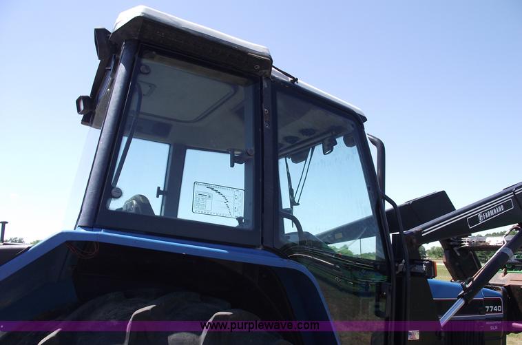 image for item A4090 1992 Ford 7740 Powerstar SLE MFWD tractor