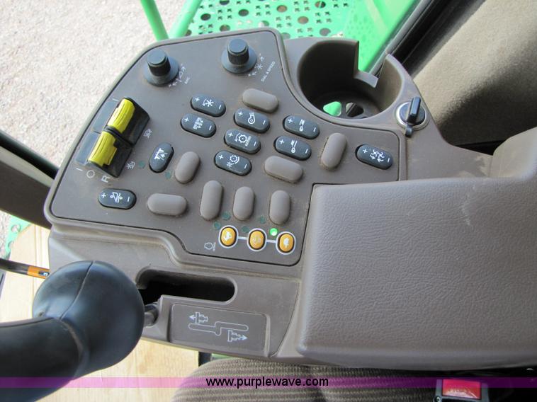 image for item A4649 2007 John Deere 9760 STS combine