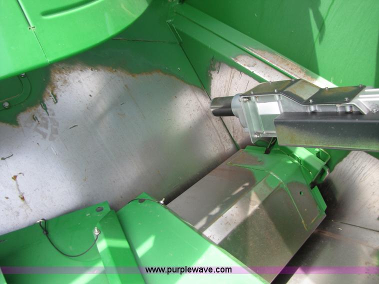 image for item A4649 2007 John Deere 9760 STS combine