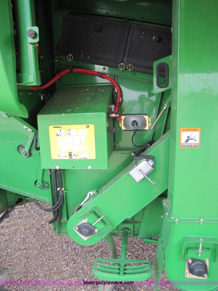 image for item A4649 2007 John Deere 9760 STS combine