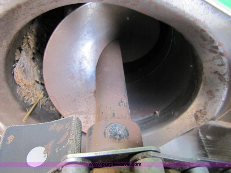 image for item A4649 2007 John Deere 9760 STS combine