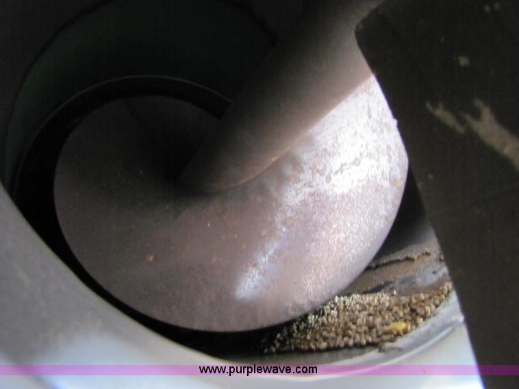 image for item A4649 2007 John Deere 9760 STS combine