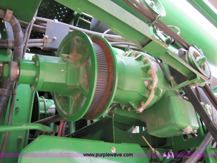 image for item A4649 2007 John Deere 9760 STS combine