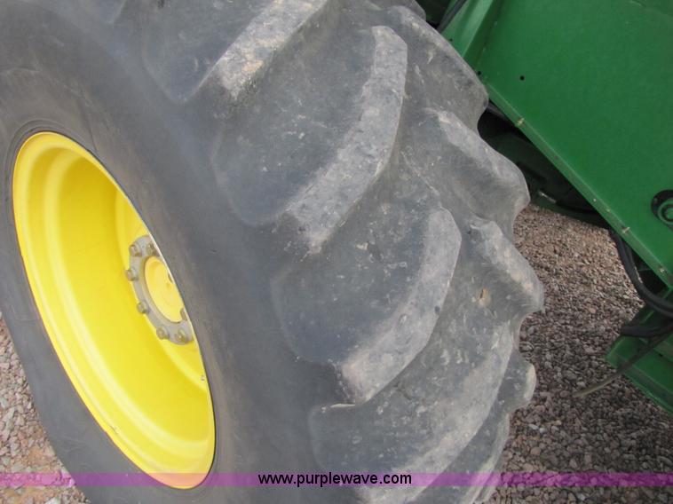 image for item A4649 2007 John Deere 9760 STS combine