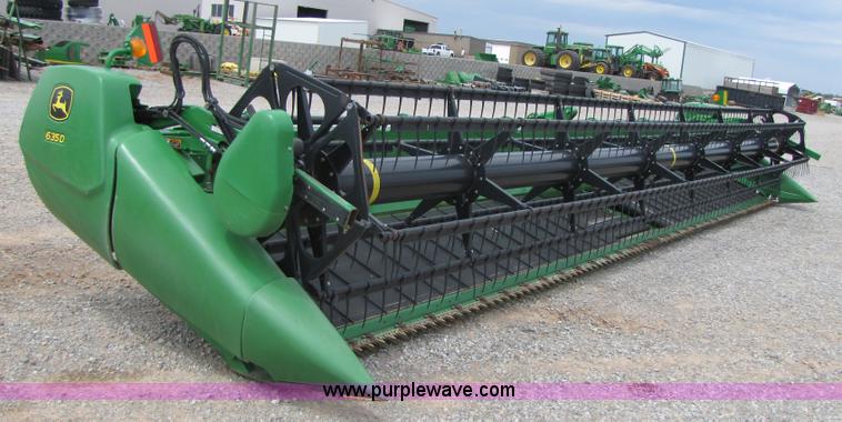 image for item A4650 2009 John Deere 635D 35' draper head