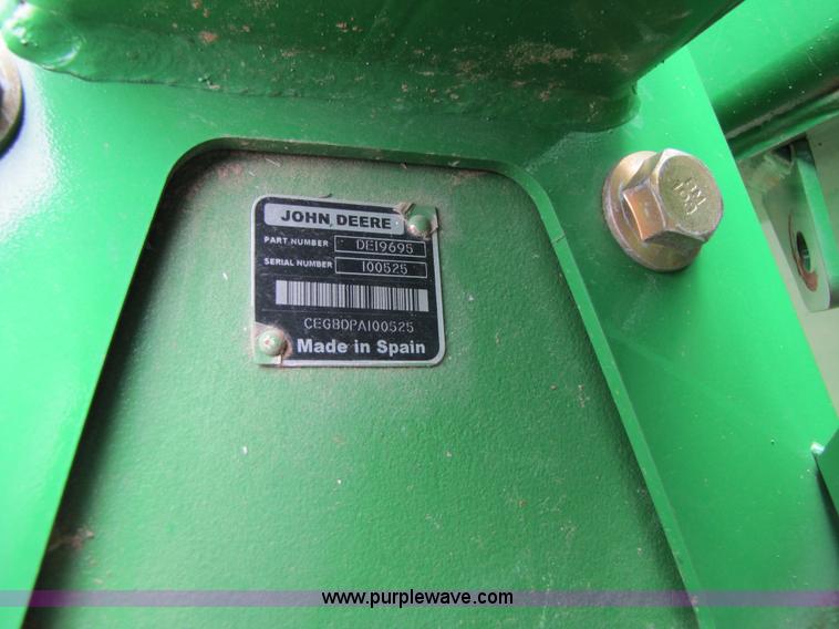 image for item A4650 2009 John Deere 635D 35' draper head