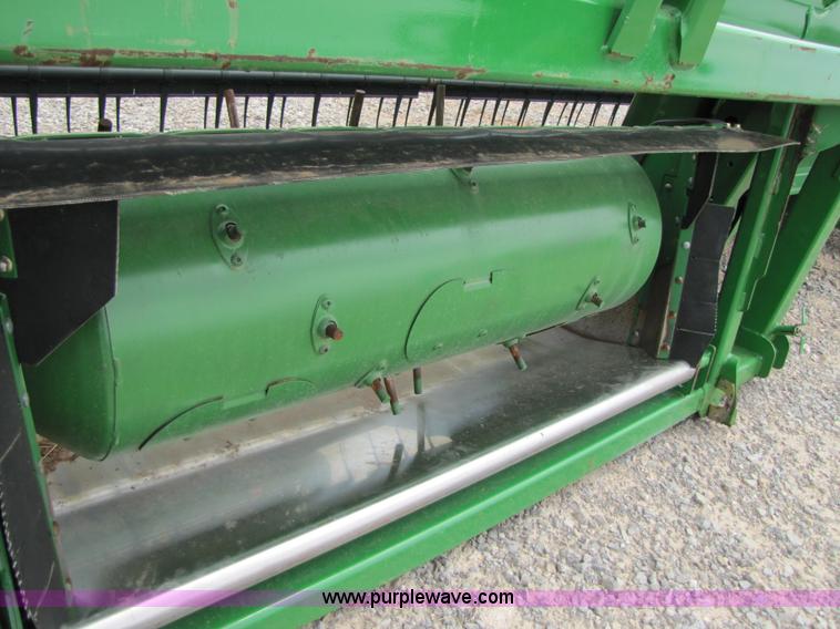 image for item A4650 2009 John Deere 635D 35' draper head