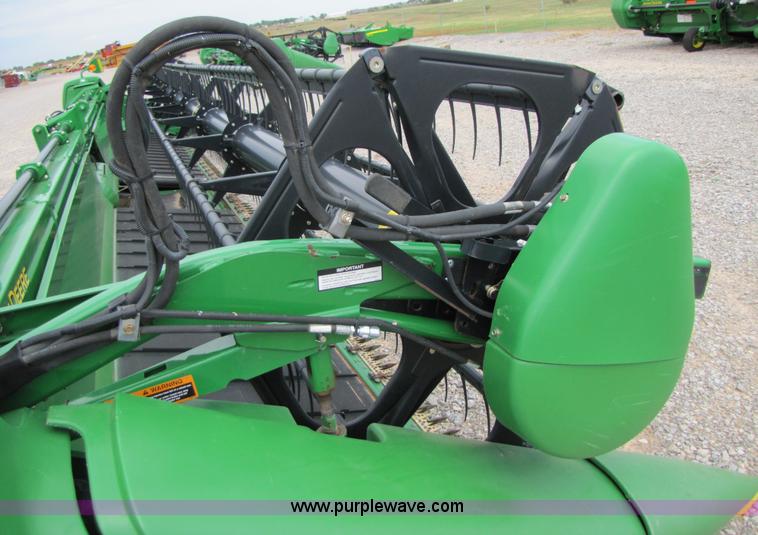 image for item A4650 2009 John Deere 635D 35' draper head