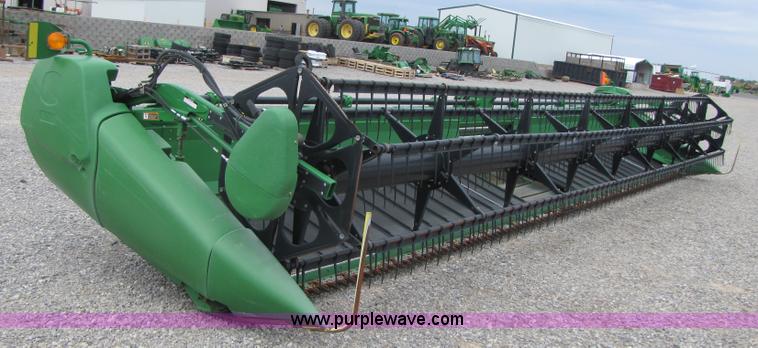 image for item A4651 2009 John Deere 635D 35' draper head