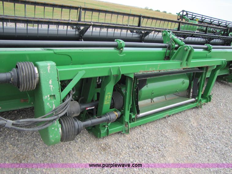 image for item A4651 2009 John Deere 635D 35' draper head