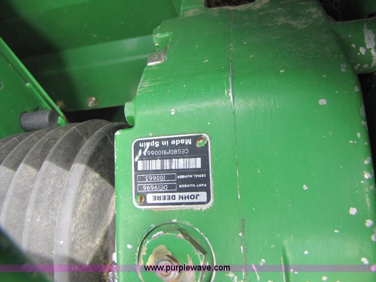 image for item A4651 2009 John Deere 635D 35' draper head