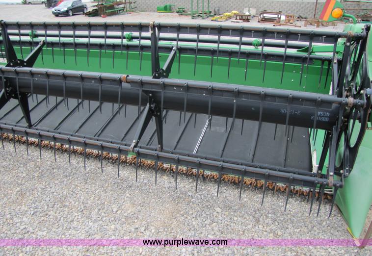 image for item A4651 2009 John Deere 635D 35' draper head