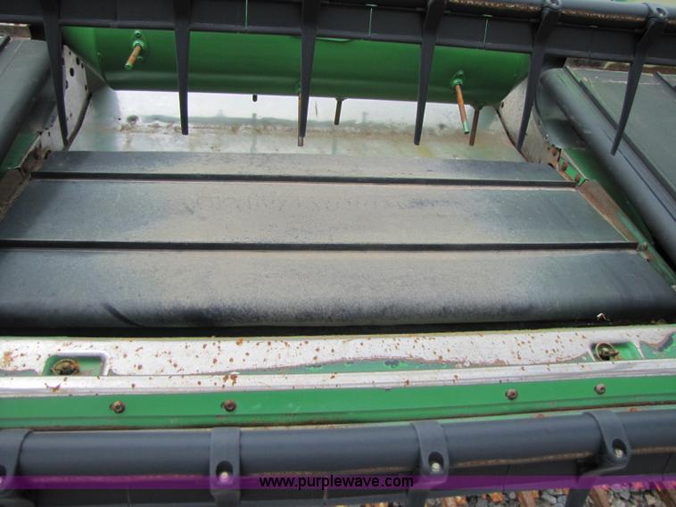 image for item A4651 2009 John Deere 635D 35' draper head