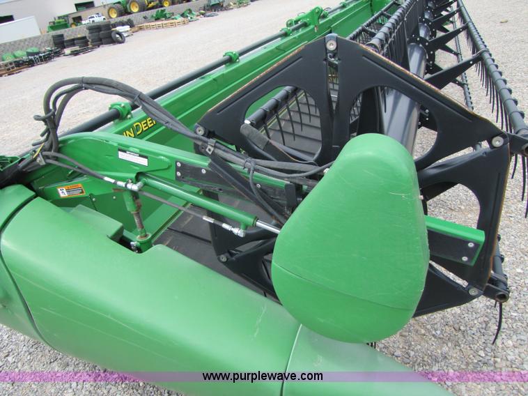 image for item A4651 2009 John Deere 635D 35' draper head