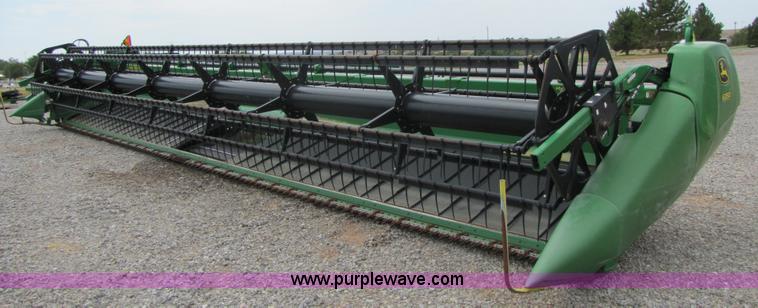 image for item A4652 2009 John Deere 635D 35' draper head