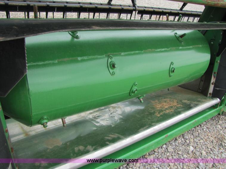 image for item A4652 2009 John Deere 635D 35' draper head