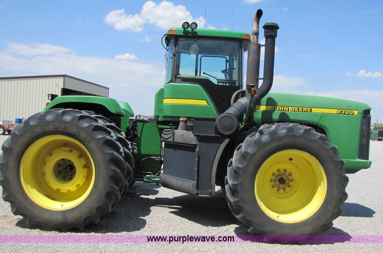 image for item A4655 1998 John Deere 9300 4WD tractor