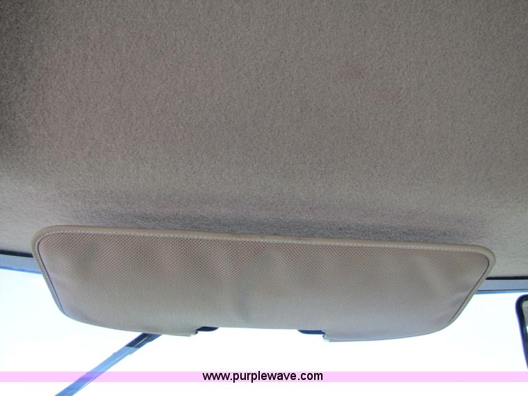 image for item A4655 1998 John Deere 9300 4WD tractor