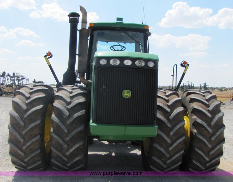 image for item A4656 2003 John Deere 9320 4WD tractor
