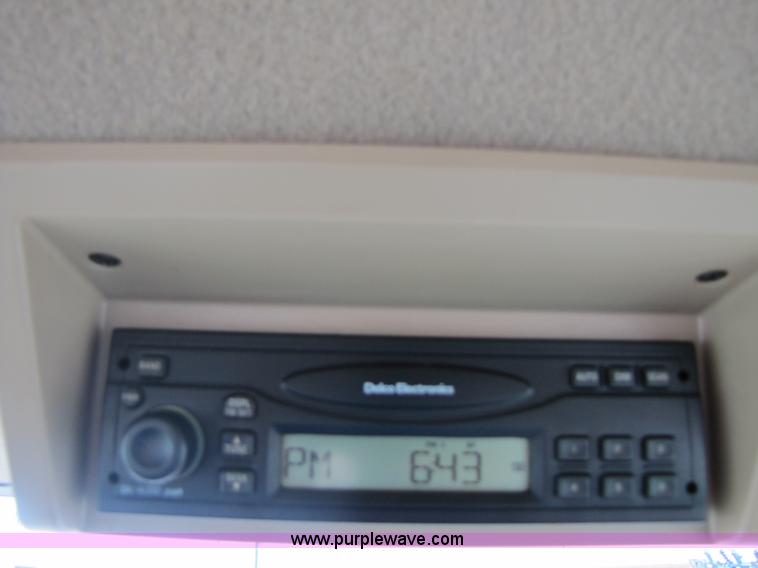 image for item A4656 2003 John Deere 9320 4WD tractor