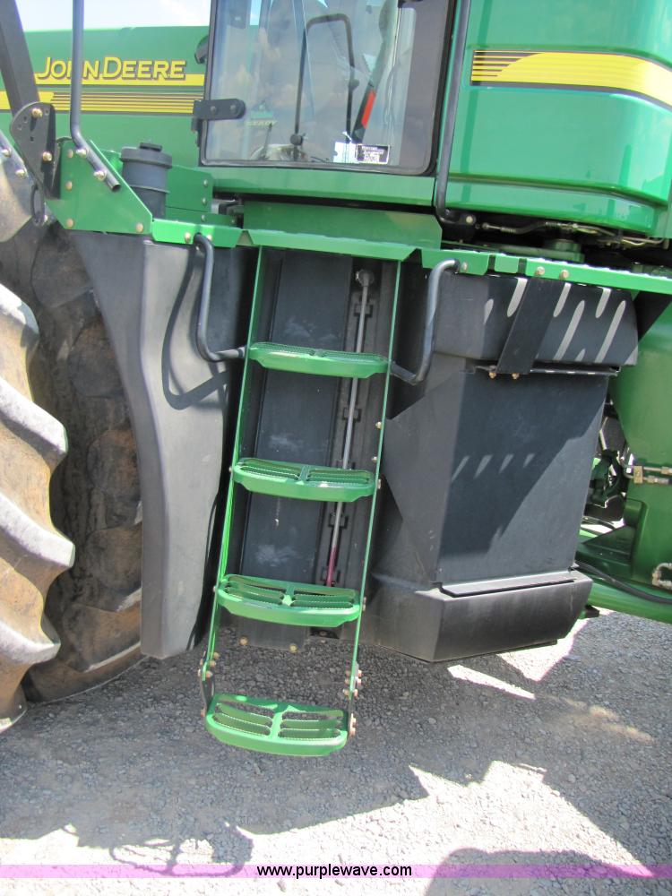 image for item A4656 2003 John Deere 9320 4WD tractor