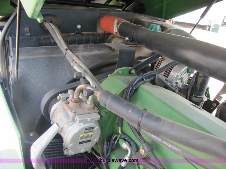 image for item A4656 2003 John Deere 9320 4WD tractor