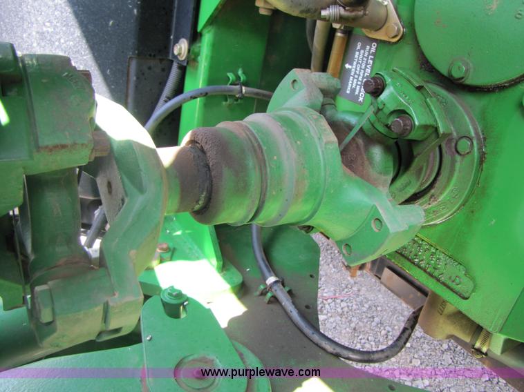 image for item A4656 2003 John Deere 9320 4WD tractor